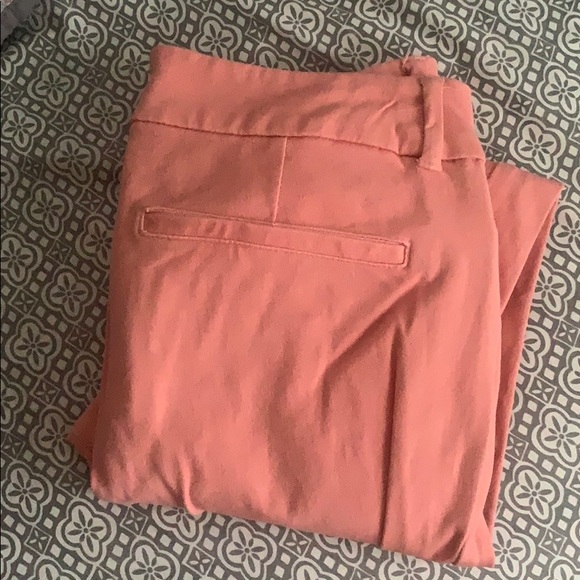 Old Navy Pants - Old Navy Pixie Pants